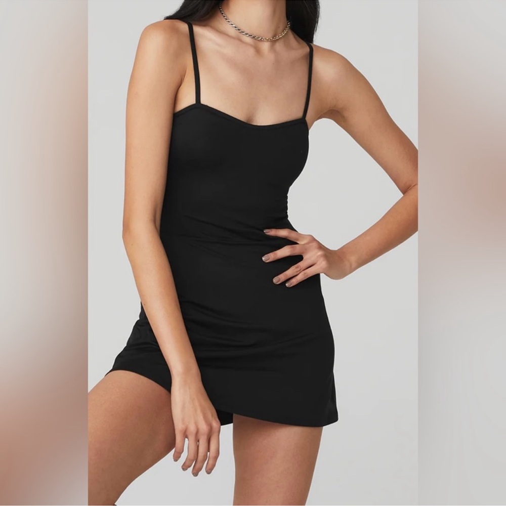 NWOT ALO Yoga Women’s Black Courtside Athletic Dress So Cute!